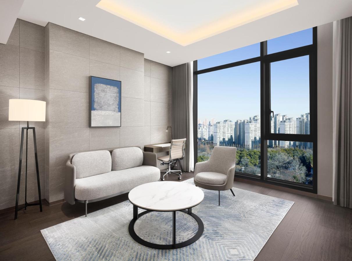 Four Points By Sheraton ثووان المظهر الخارجي الصورة