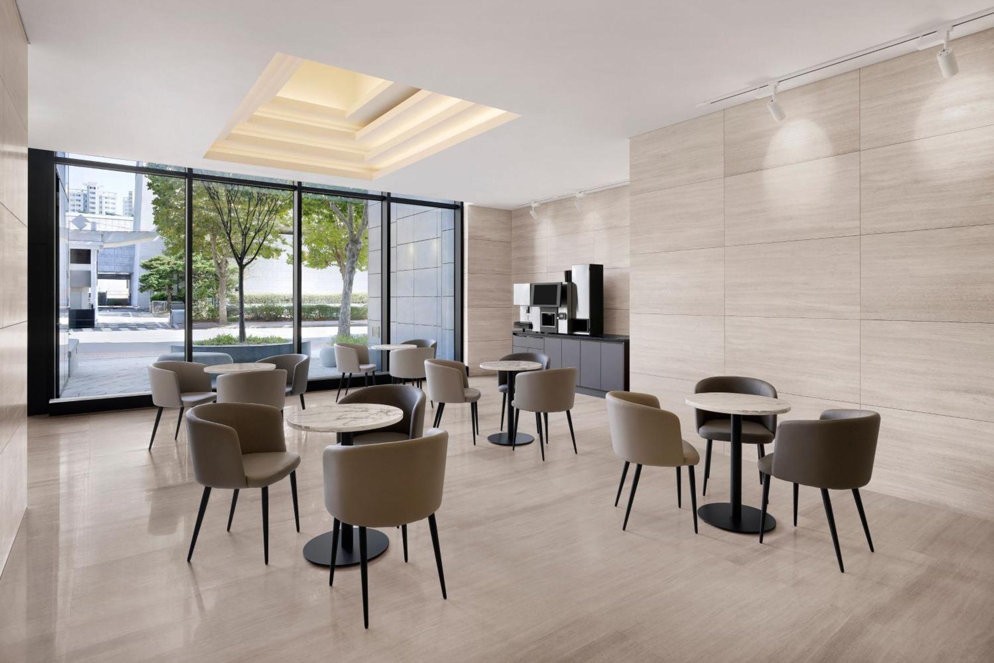 Four Points By Sheraton ثووان المظهر الخارجي الصورة