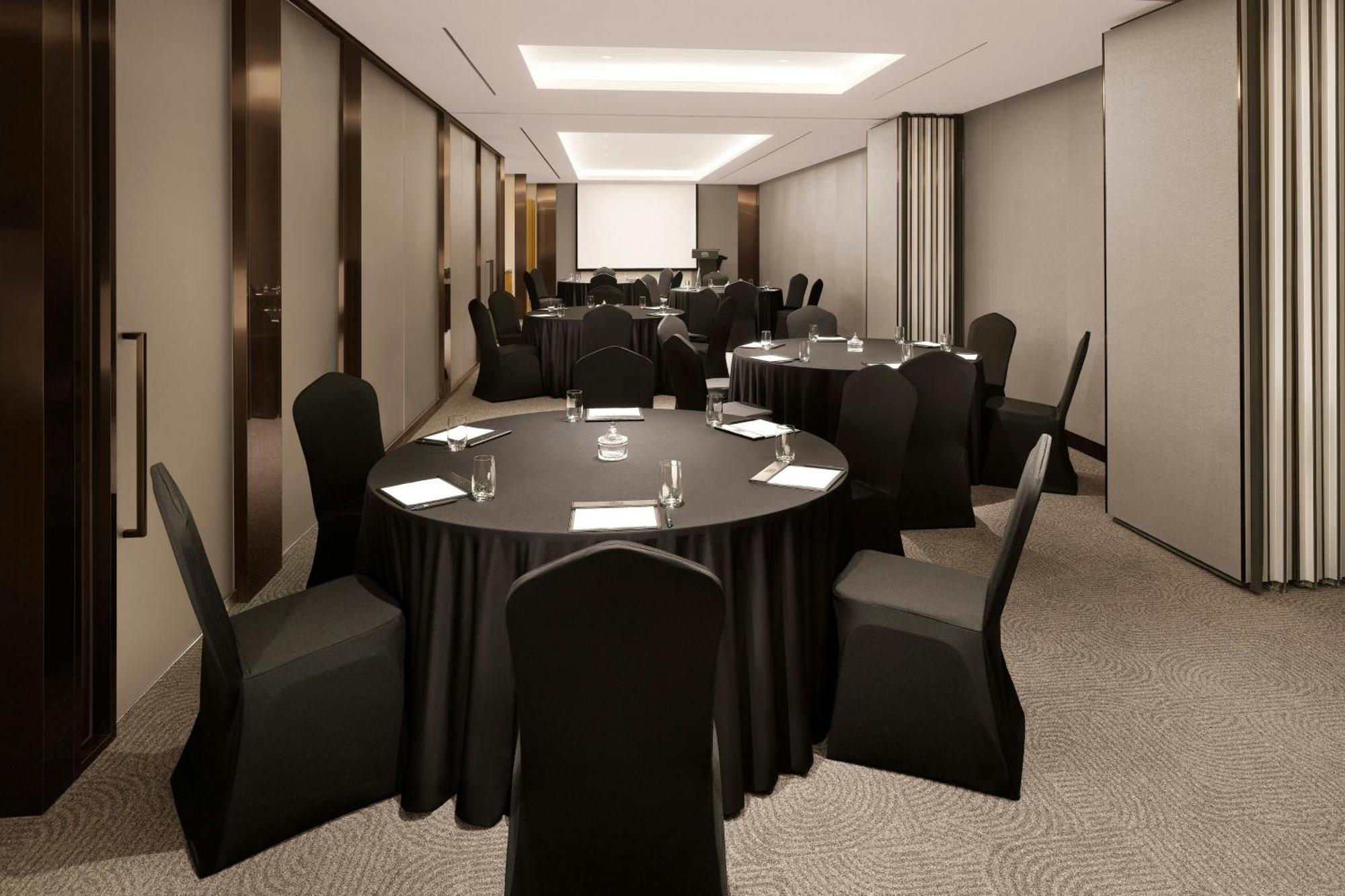 Four Points By Sheraton ثووان المظهر الخارجي الصورة